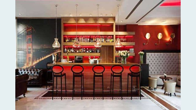 Reforma del bar de un hotel Reforma del bar de un hotel 2