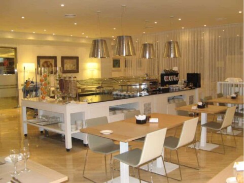 Reforma del restaurante de un hotel Reforma del restaurante de un hotel